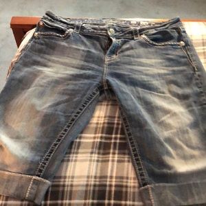 Miss Me size 34 capris